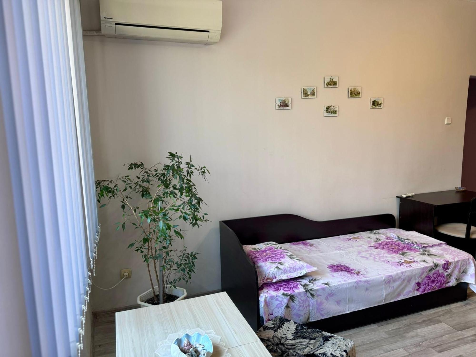 Apartment Andrea Varna Bagian luar foto